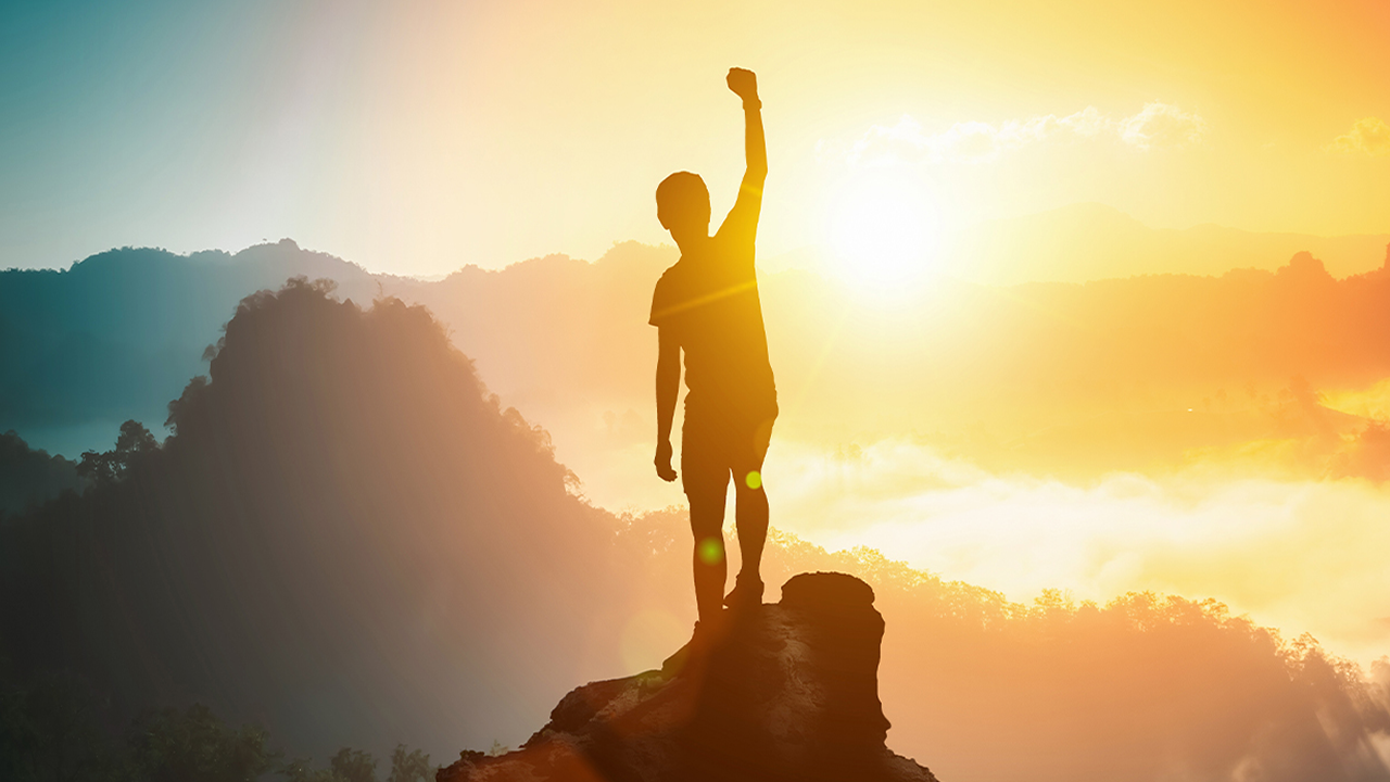 A esperança eterna derrota o medo do futuro. A esperança eterna derrota o medo do futuro.